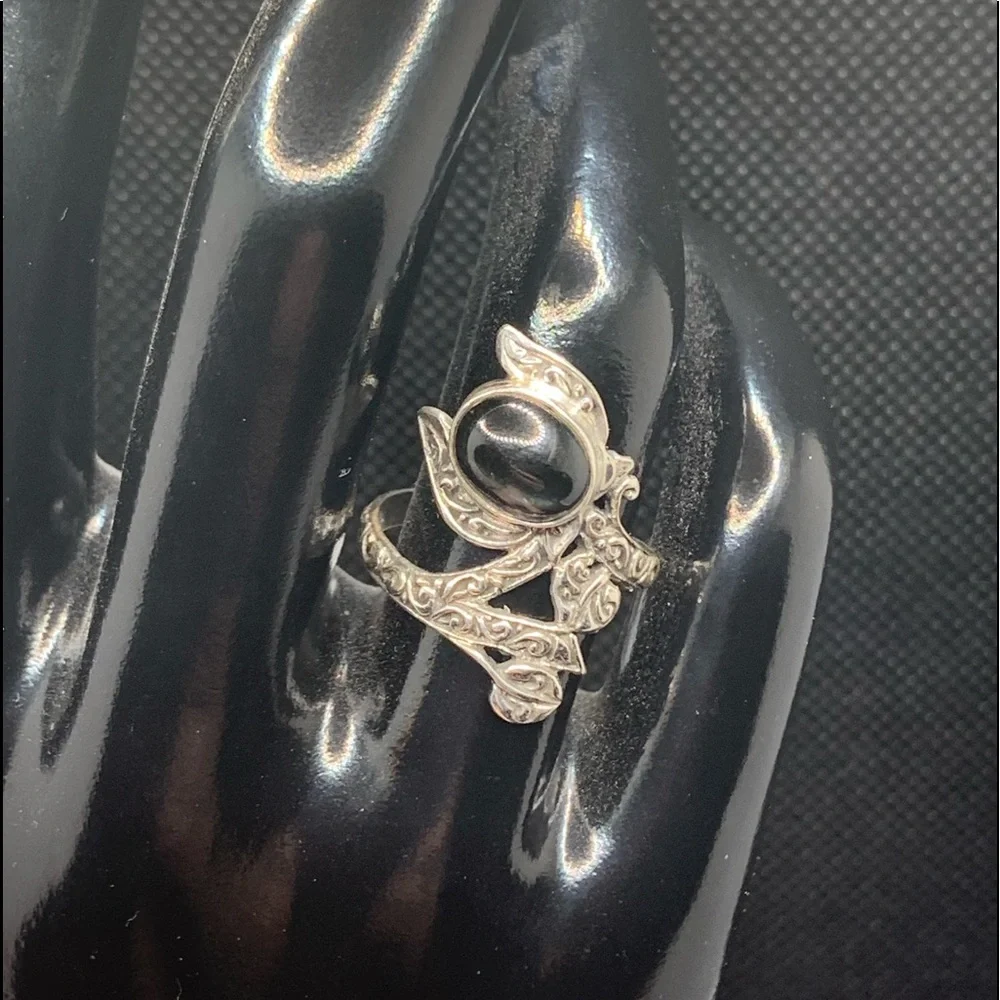 COPY - BALI LEGACY INDIAN BLACK STAR DIOPSIDE RING - Picture 7 of 9
